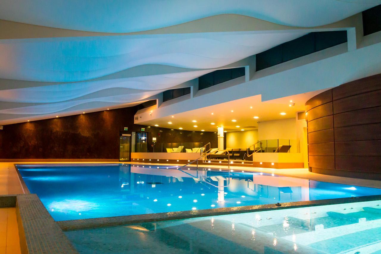 The Mere Golf Resort & Spa エクステリア 写真