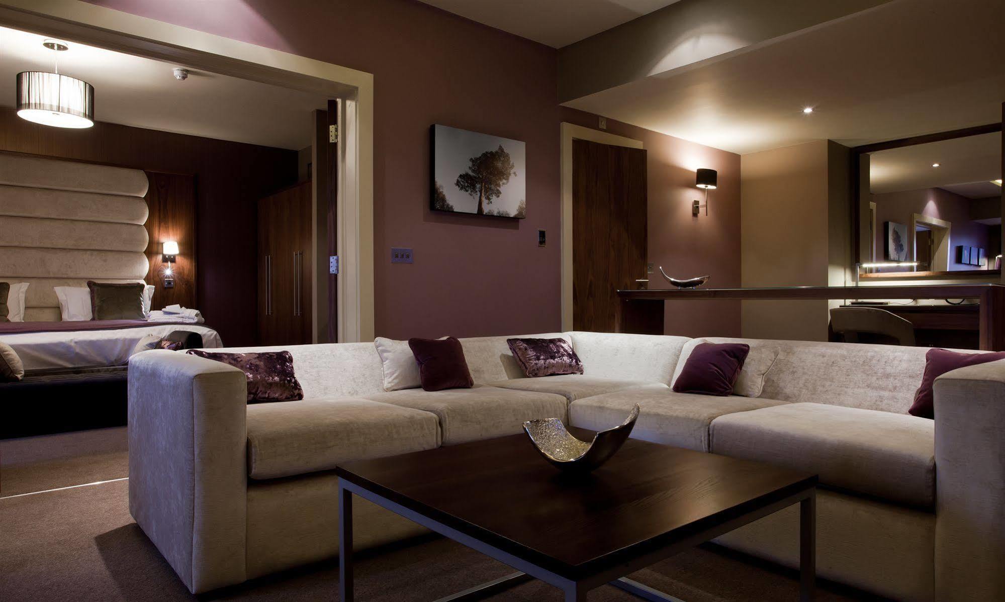 The Mere Golf Resort & Spa エクステリア 写真