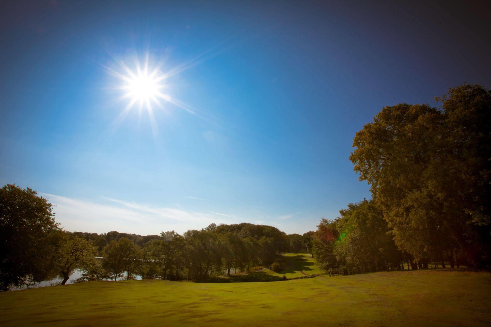 The Mere Golf Resort & Spa エクステリア 写真